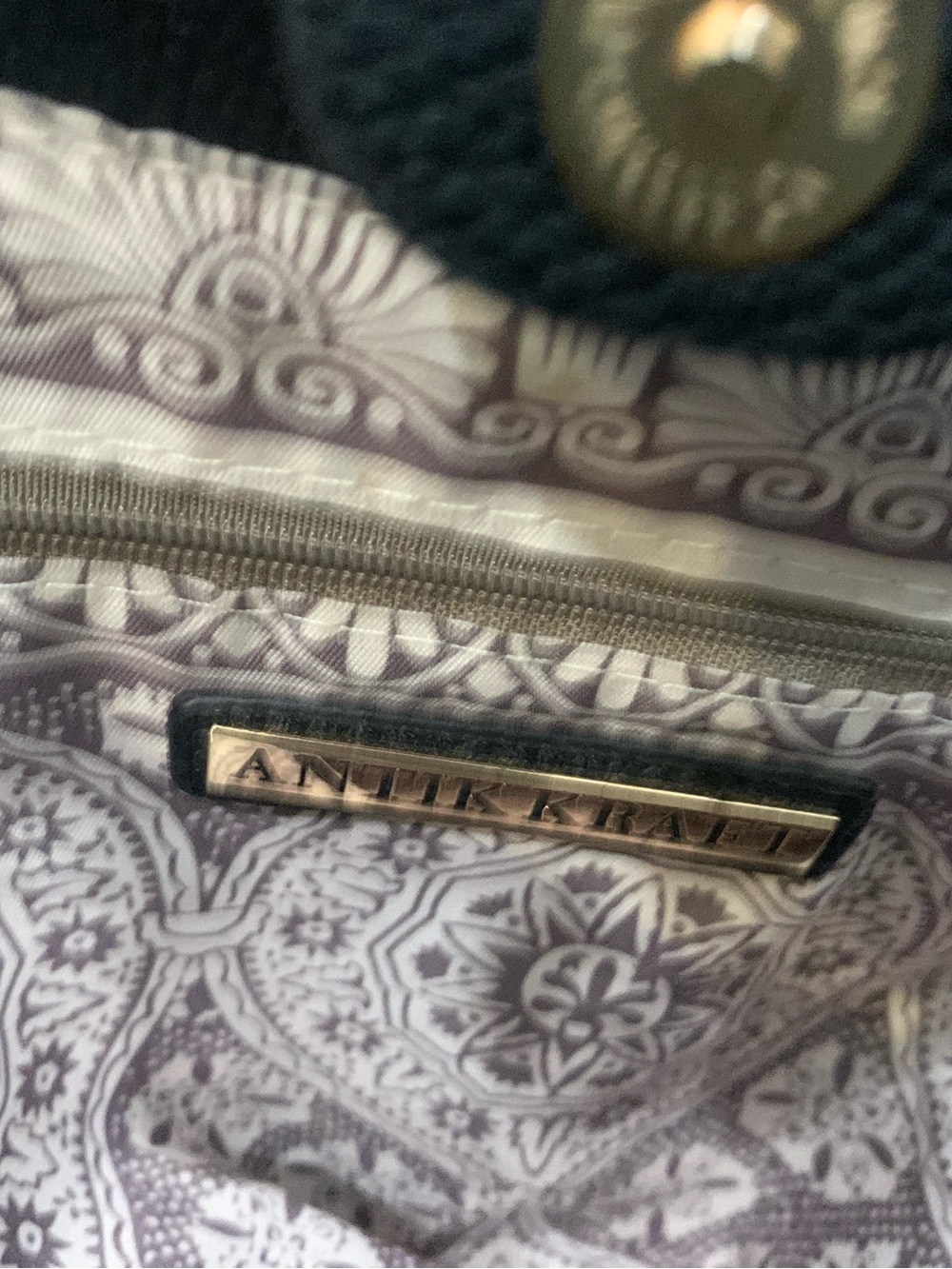 Antikkrat Kairi Satchel - Picture 6 of 11